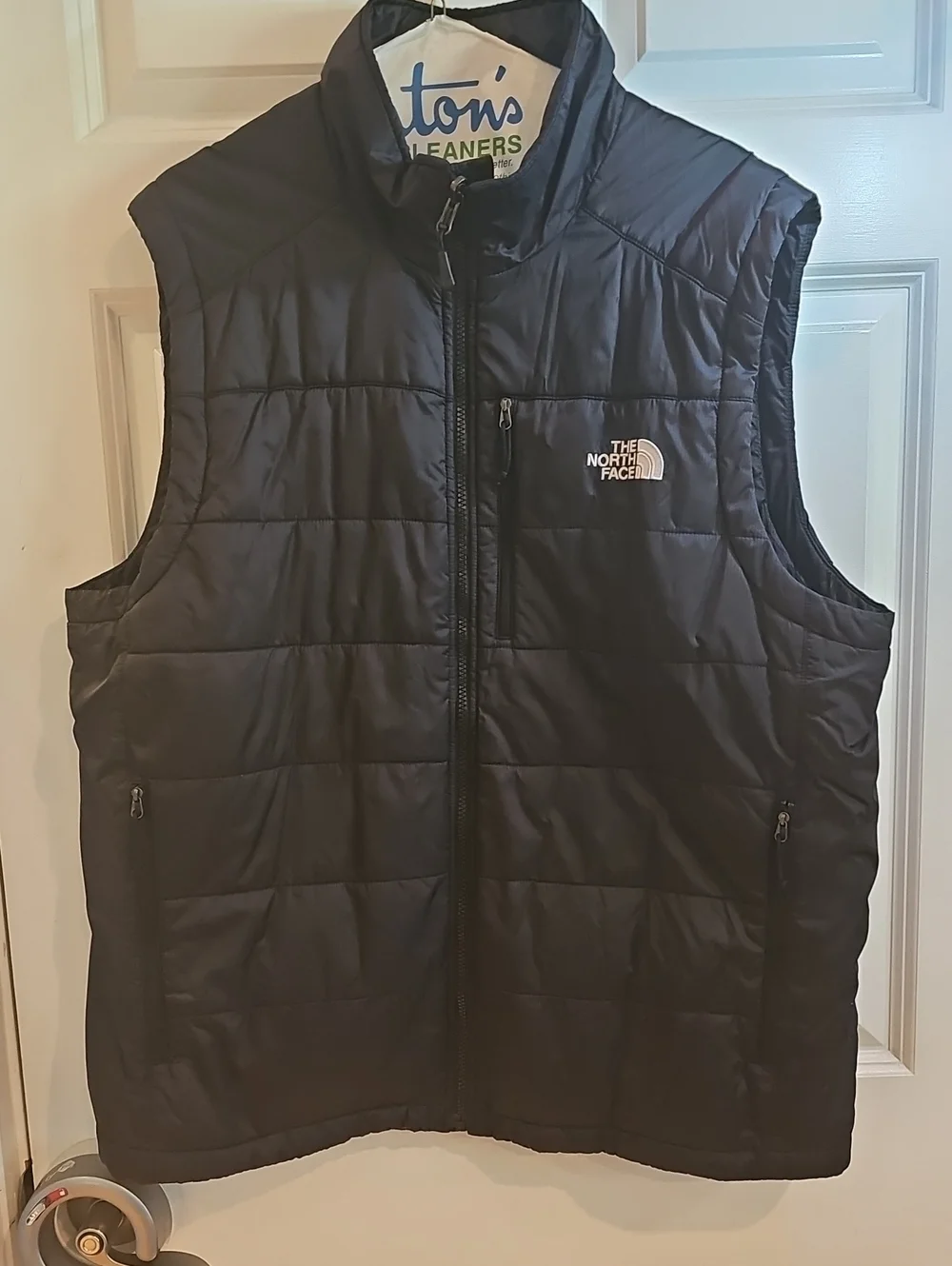 The North Face Men's Lightweight Black Quilted Vest XL